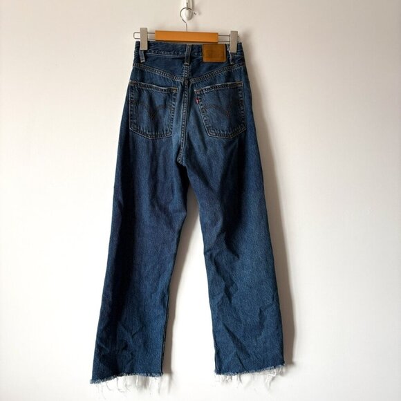 Levi's Loose Kick Flare High Rise Raw Hem Denim Jean Size 27 - Picture 3 of 6